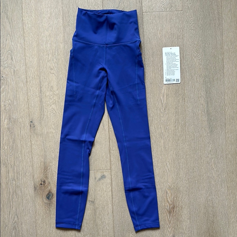 EUC wunder train high rise tight with pockets 25" psychic size 2 lululemon